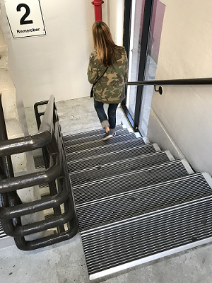 Aggressive Anti-Slip Aluminum Stair Treads Aggressive Anti-Slip Aluminum Stair Treads